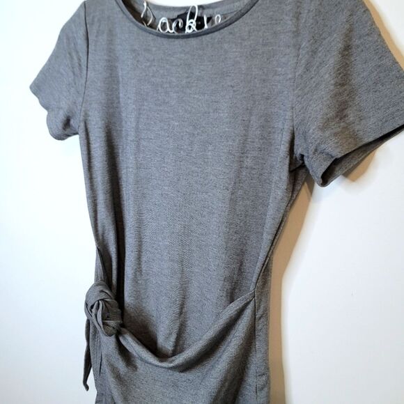 Club Monaco Gray Twansia Wrap Dress Tie Front Size Small - Picture 2 of 9